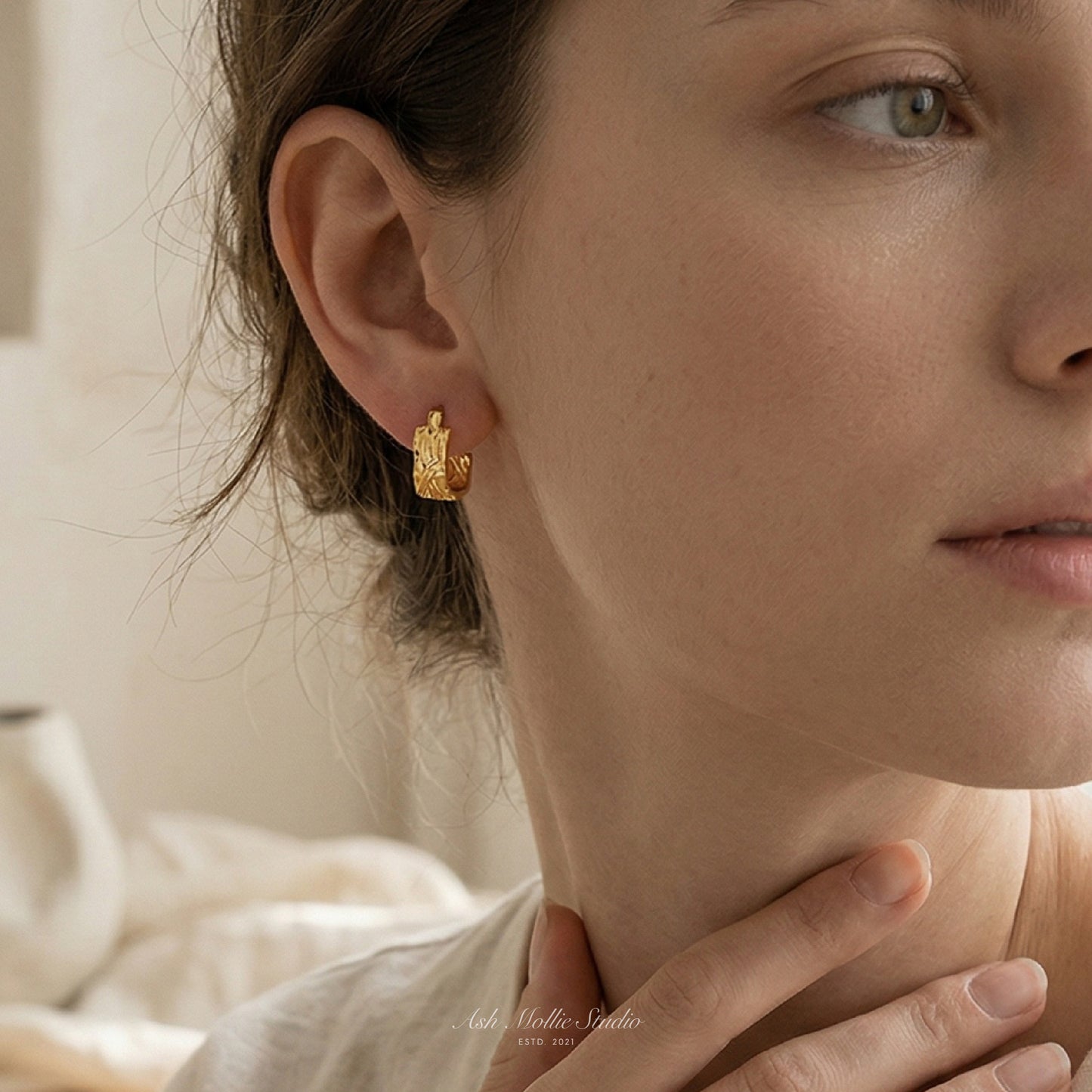 DELIA Squarish Earrings - ASH MOLLIE STUDIO