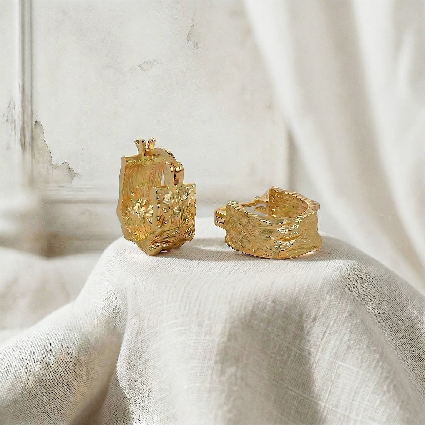 DELIA Squarish Earrings - ASH MOLLIE STUDIO