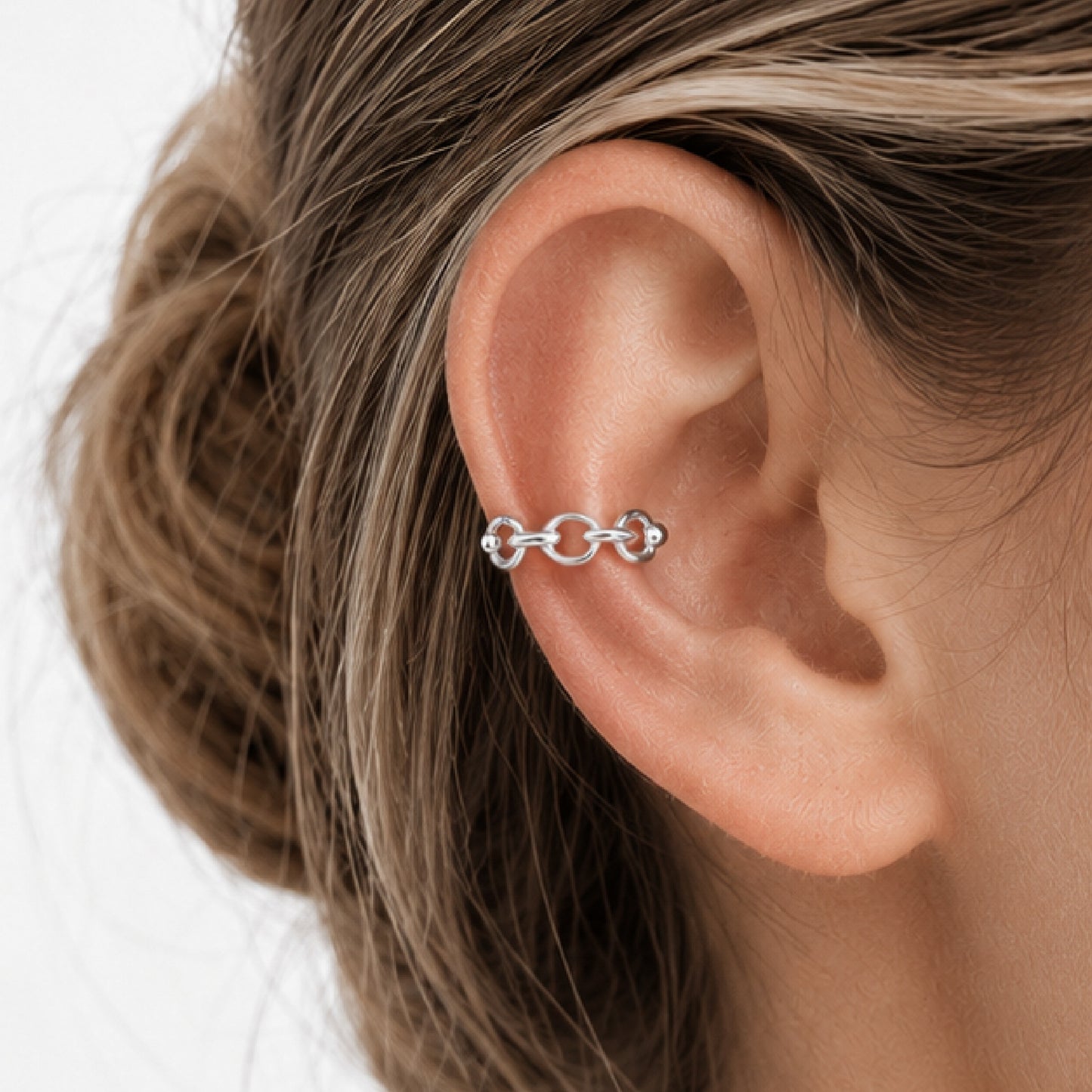 ELARA Gold Chain Ear Cuff - ASH MOLLIE STUDIO
