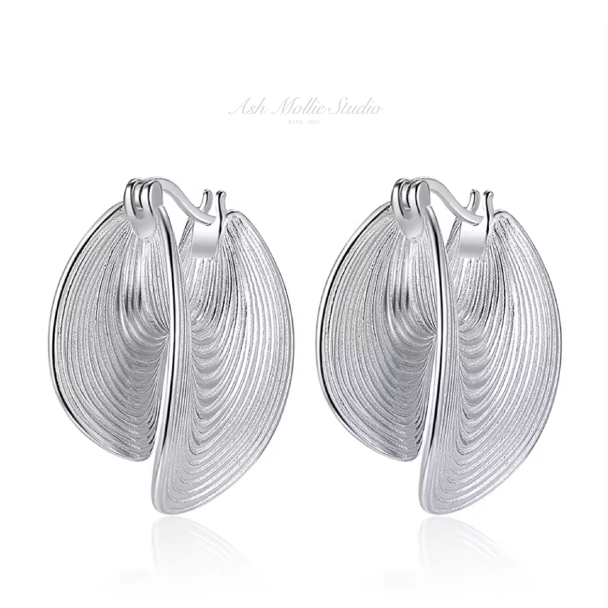 ALTHEA Vintage Folded Big Earrings - ASH MOLLIE STUDIO