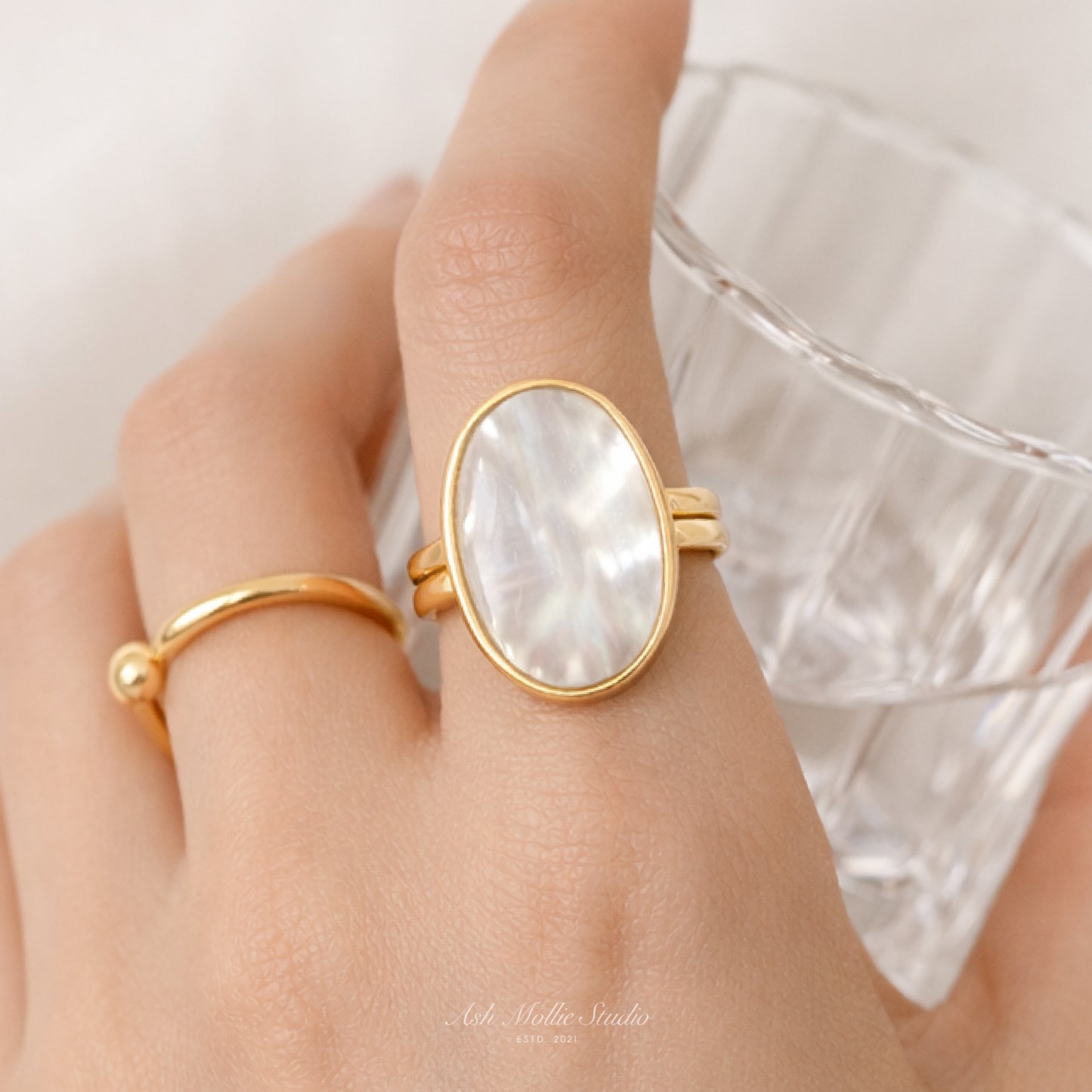 FREYA Gold Seashell Ring for Women – Minimalist Ocean Inspired Stacking Statement Band | Ash Mollie Studio - ASH MOLLIE STUDIO