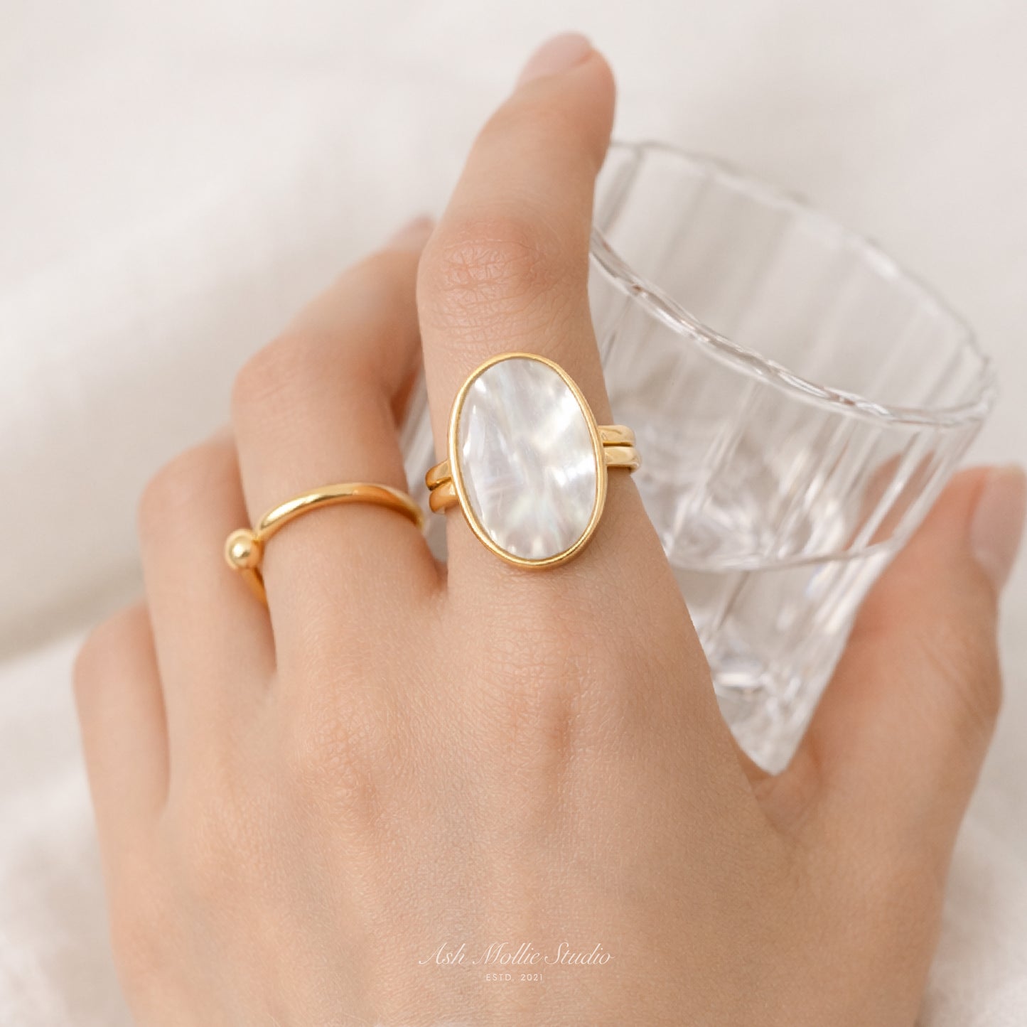 FREYA Gold Seashell Ring for Women – Minimalist Ocean Inspired Stacking Statement Band | Ash Mollie Studio - ASH MOLLIE STUDIO