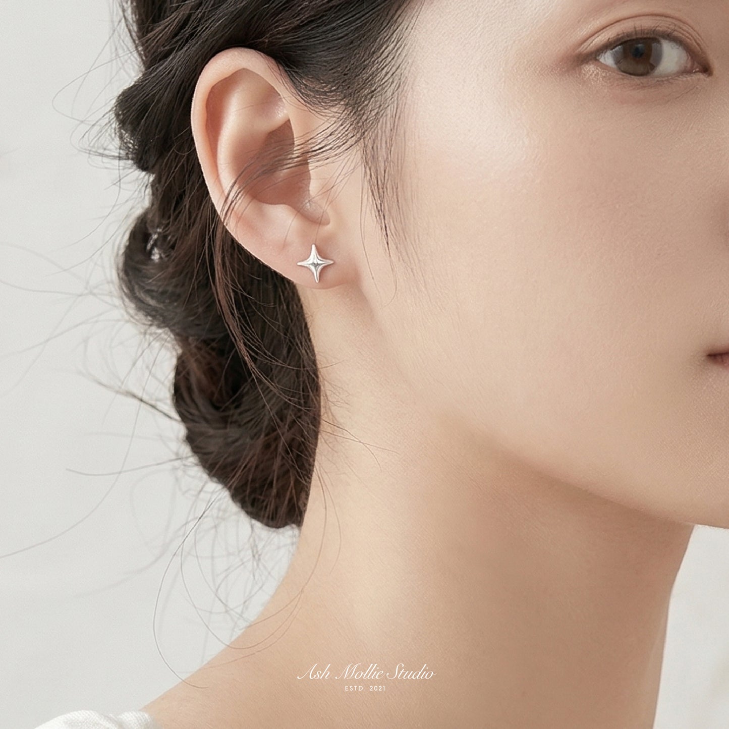 MAEVE Gold Star Stud Earrings – Minimalist Sparkle Mini Earrings for Women | Ash Mollie Studio - ASH MOLLIE STUDIO