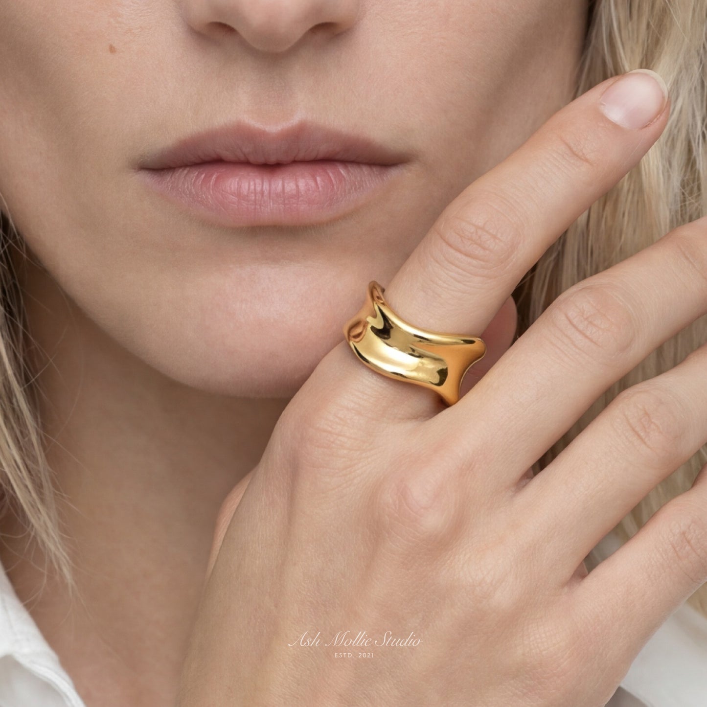 ENYA Gold Wavy Statement Ring for Women – Minimalist Sculptural Adjustable Open Ring | Ash Mollie Studio - ASH MOLLIE STUDIO