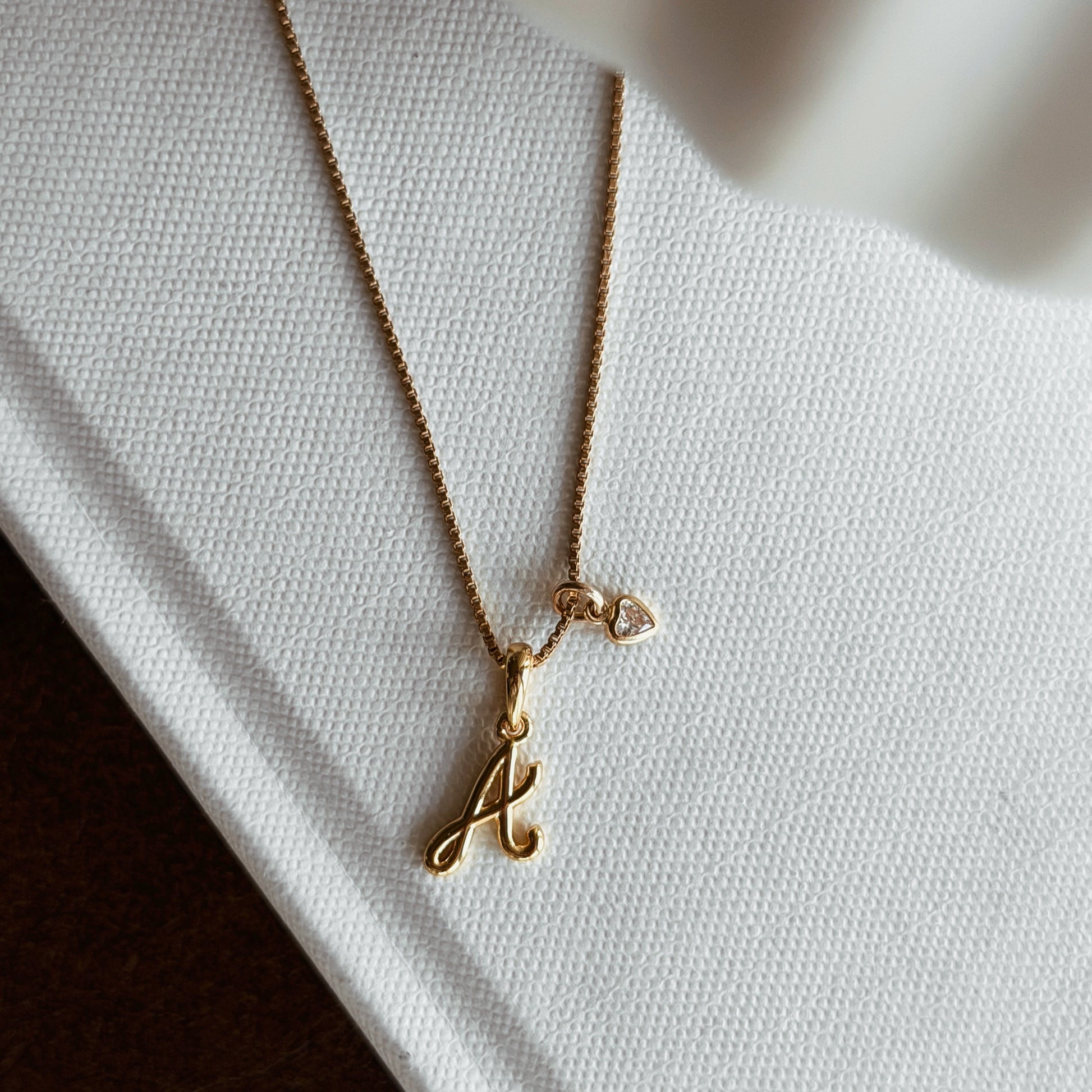 The Tiny Heart Charm - ASH MOLLIE STUDIO