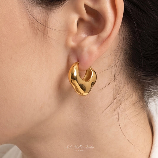 CATELYN Asymmetric Earring - ASH MOLLIE STUDIO