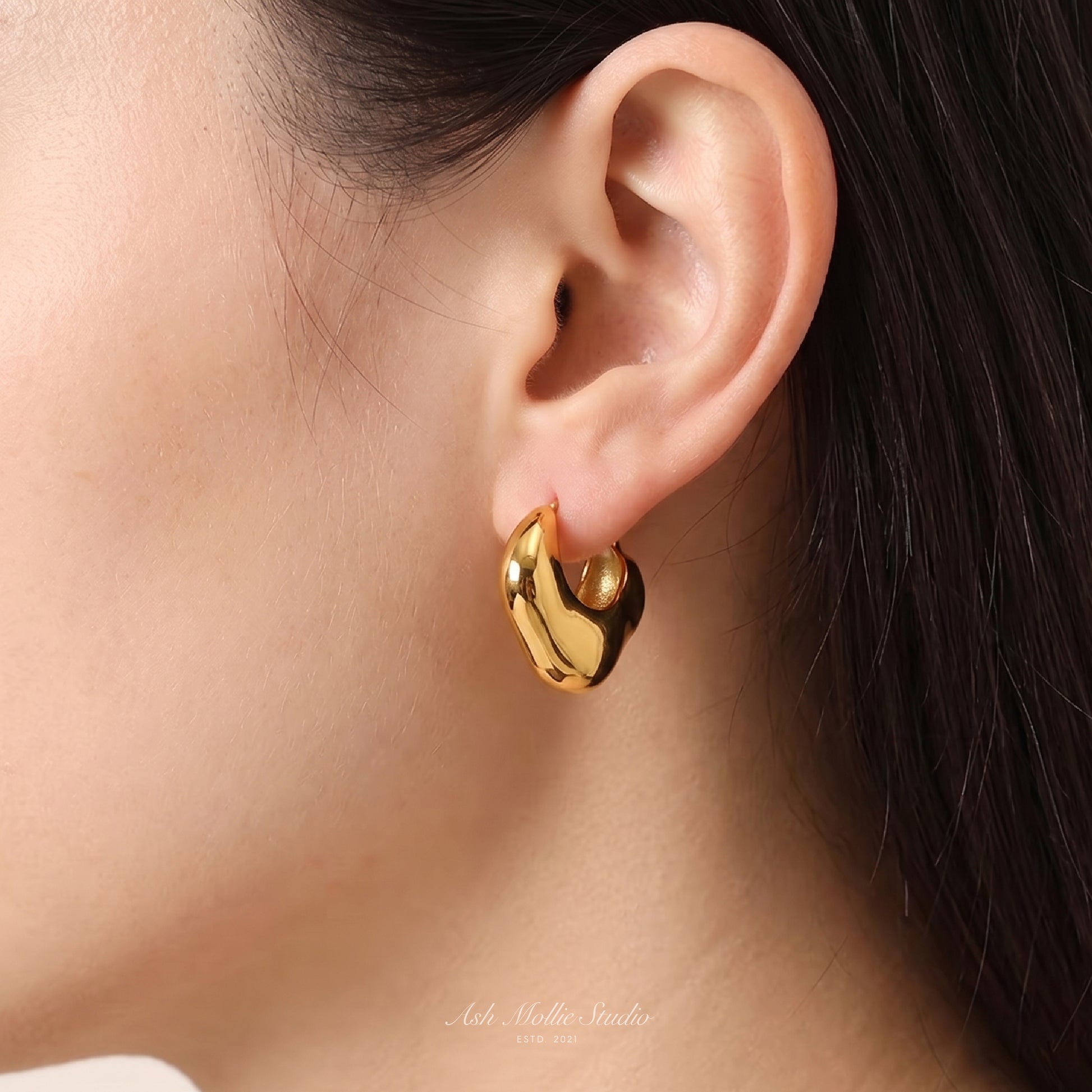 CATELYN Asymmetric Earring - ASH MOLLIE STUDIO