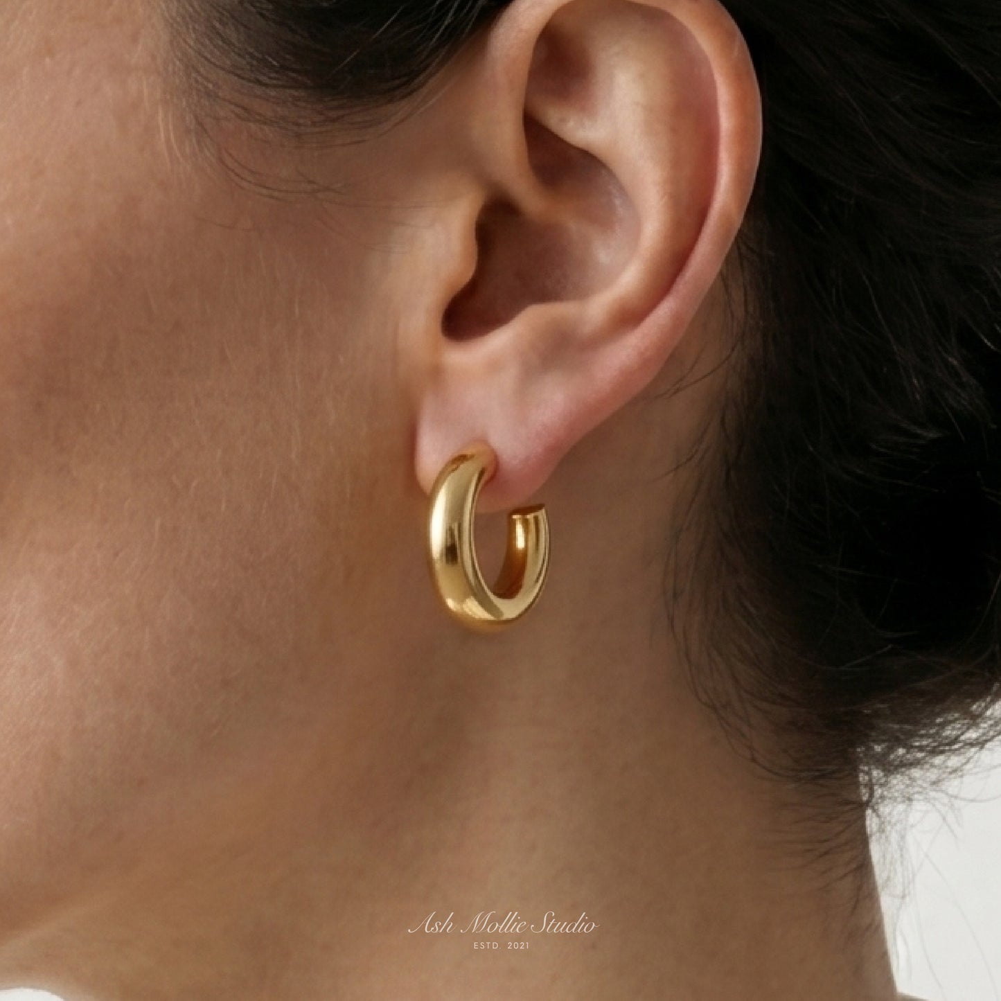 Livia Hoop Earrings - ASH MOLLIE STUDIO