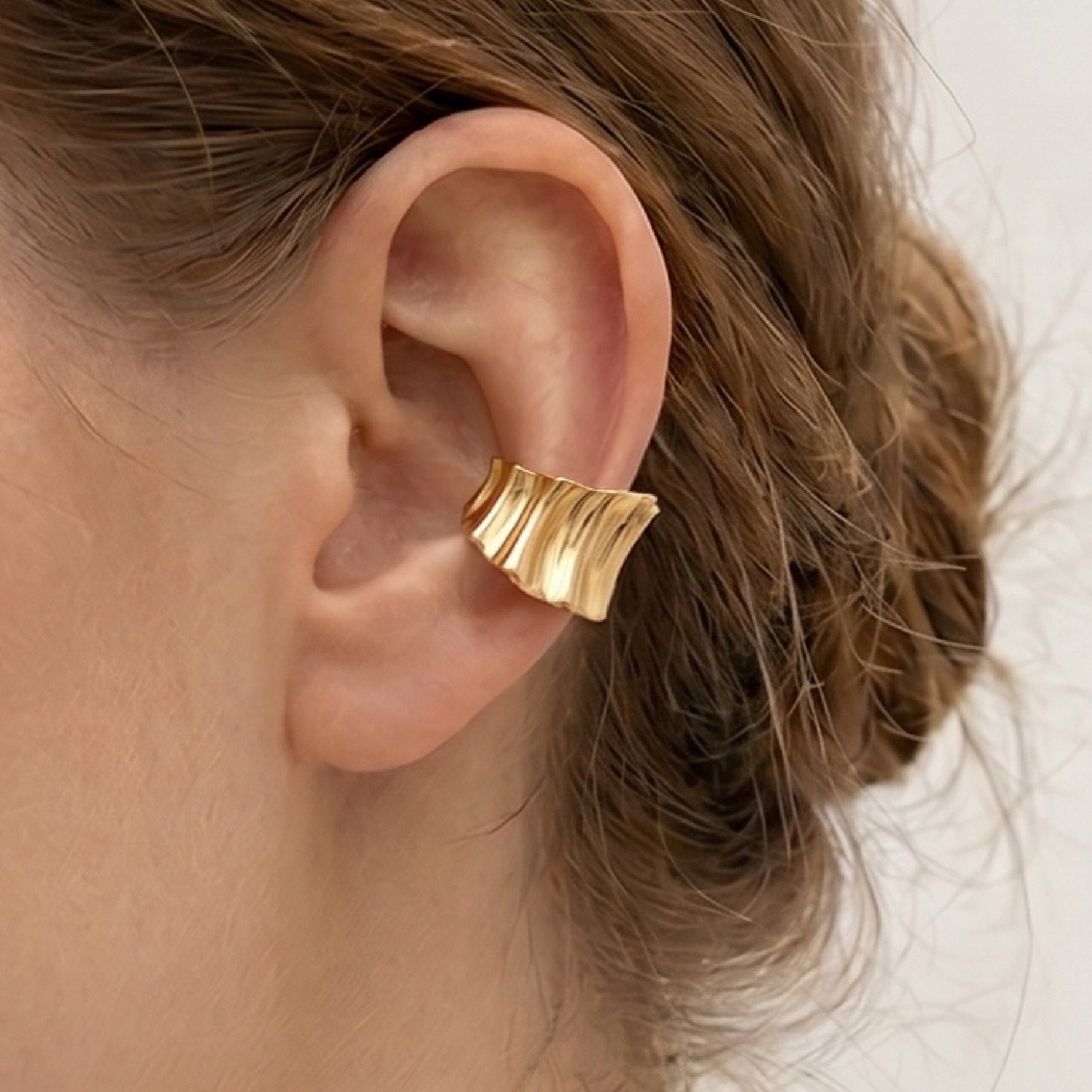 GILLY Wide Band Gold Ear Cuff – Minimalist Thick No Piercing Jewelry | Ash Mollie Studio - ASH MOLLIE STUDIO