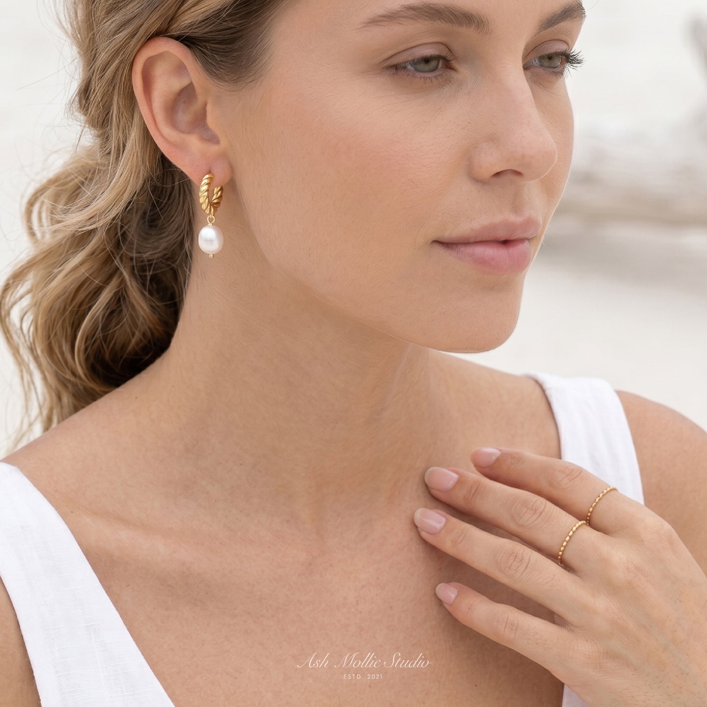 FRANCESCA Gold Braided Pearl Drop Hoop Earrings for Women – Minimalist Twisted Dainty Statement Jewelry | Ash Mollie Studio - ASH MOLLIE STUDIO