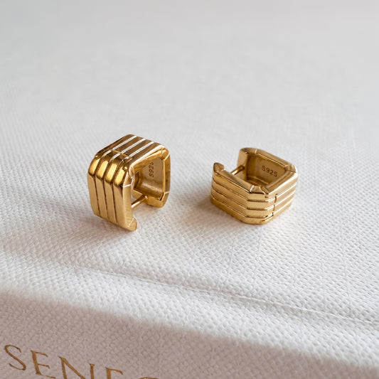 JUNO Square Hoop Earrings - ASH MOLLIE STUDIO