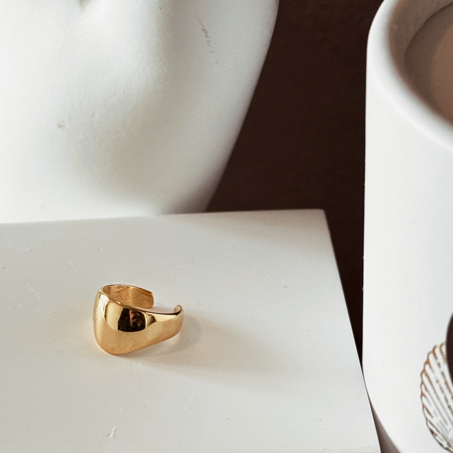 AGNES Glossy ear cuff - ASH MOLLIE STUDIO