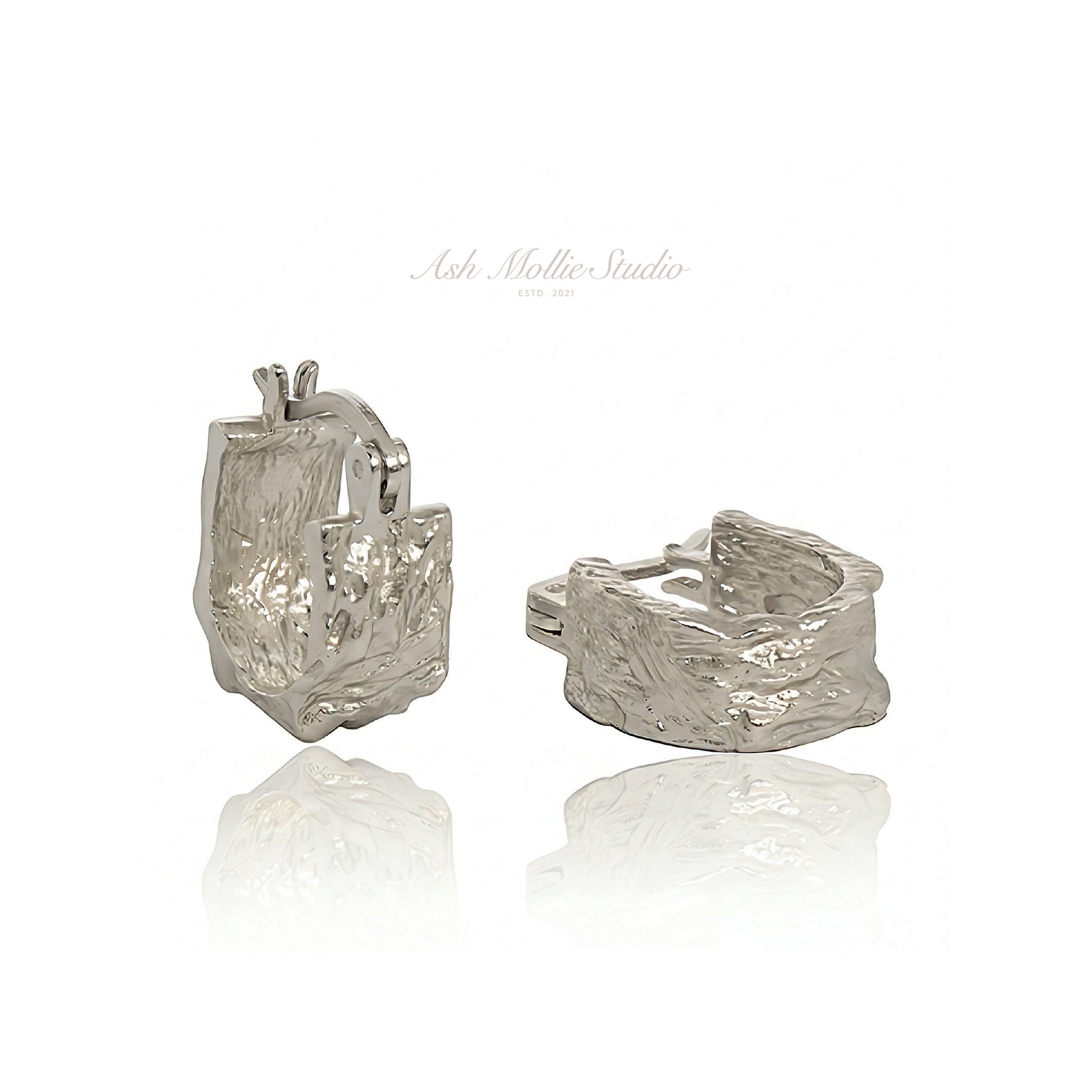 DELIA Squarish Earrings - ASH MOLLIE STUDIO