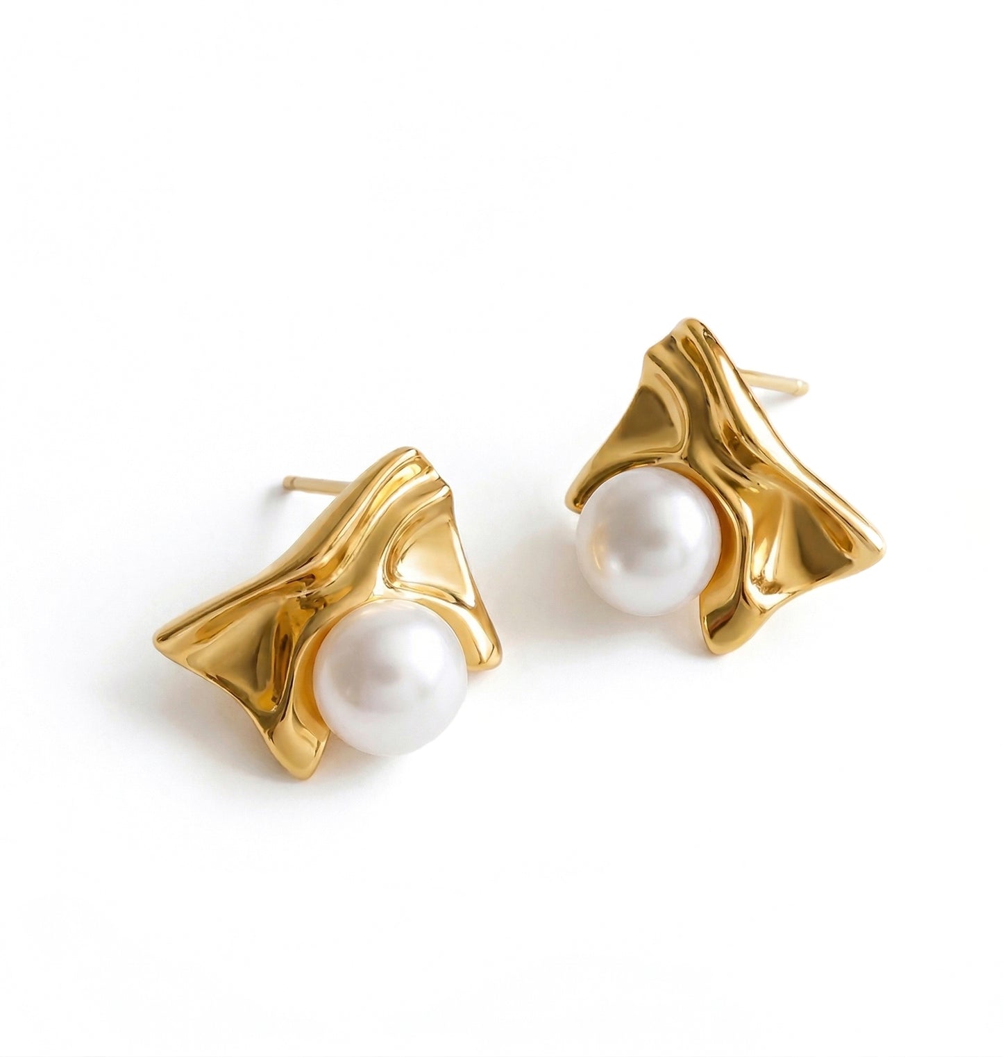HALEHYA Gold Sculptural Pearl Stud Earrings for Women – Minimalist Statement Designer Earrings | Ash Mollie Studio - ASH MOLLIE STUDIO