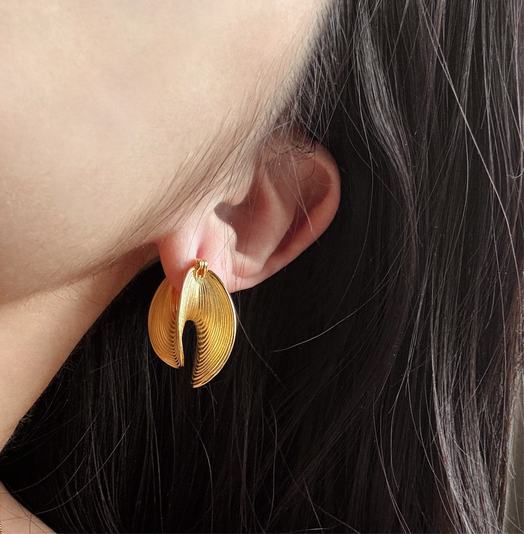 ALTHEA Vintage Folded Big Earrings - ASH MOLLIE STUDIO