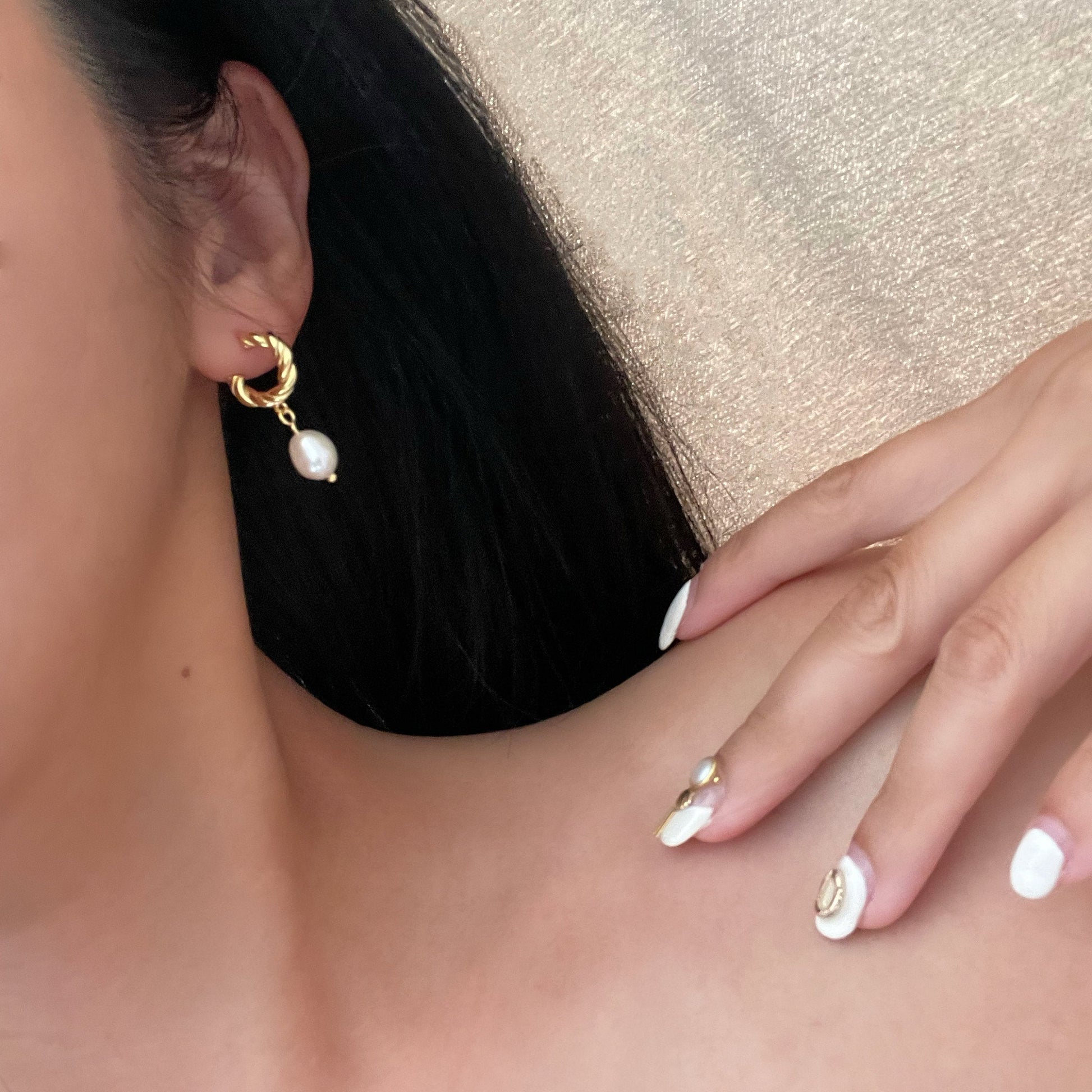 AMS French Vintage Braided Gold Hoop Earrings with Pearl