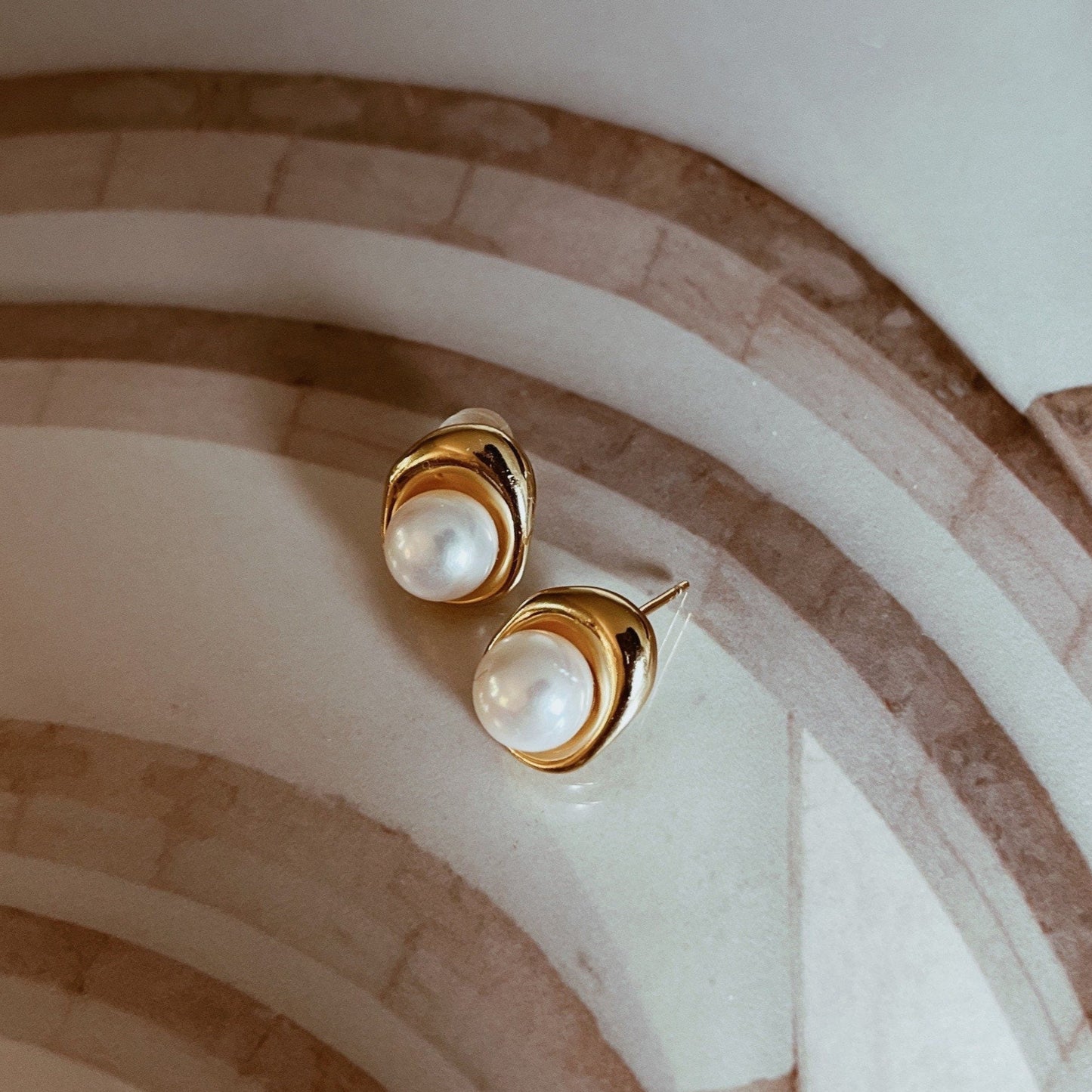 AMS French Vintage Pearl Stud Gold Earrings