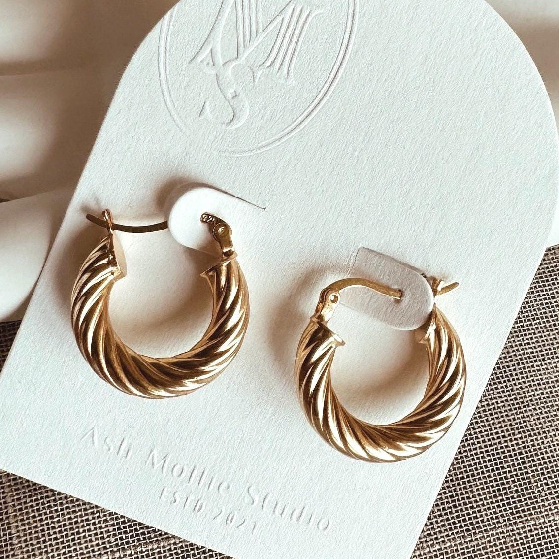 AMS French Vintage Threaded Twisted Classy Gold Hoop Earrings