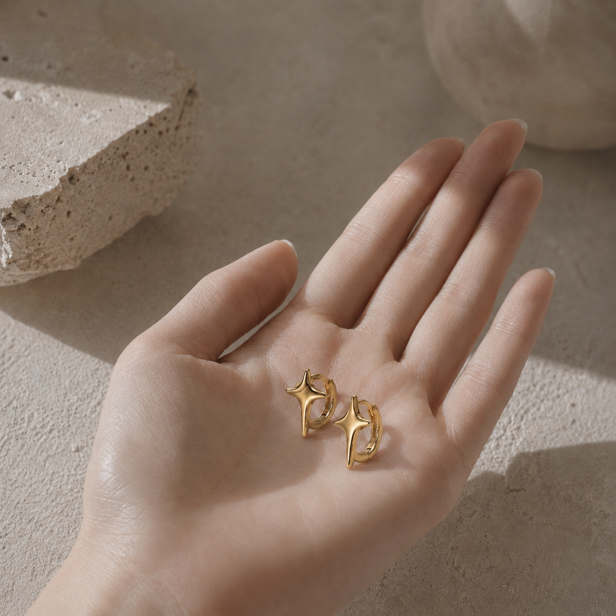 ALA Starburst Sparkle Statement Minimalist Earrings - ASH MOLLIE STUDIO