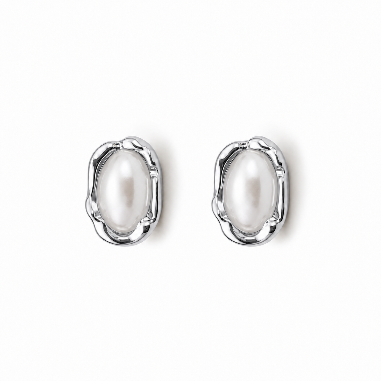 KATYA Gold Pearl Stud Earrings - ASH MOLLIE STUDIO