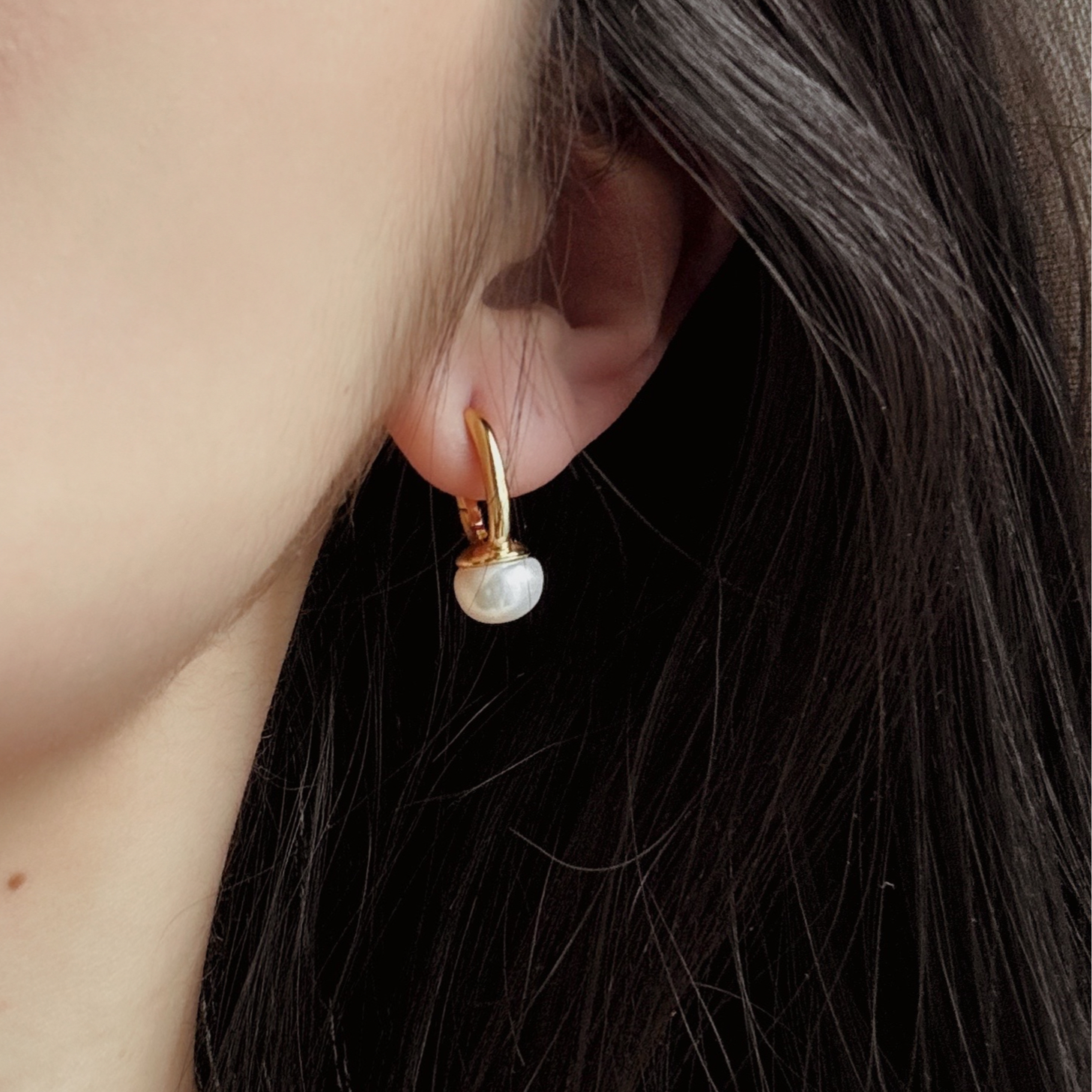 IRIS Rounded Square Pearl Earring - ASH MOLLIE STUDIO