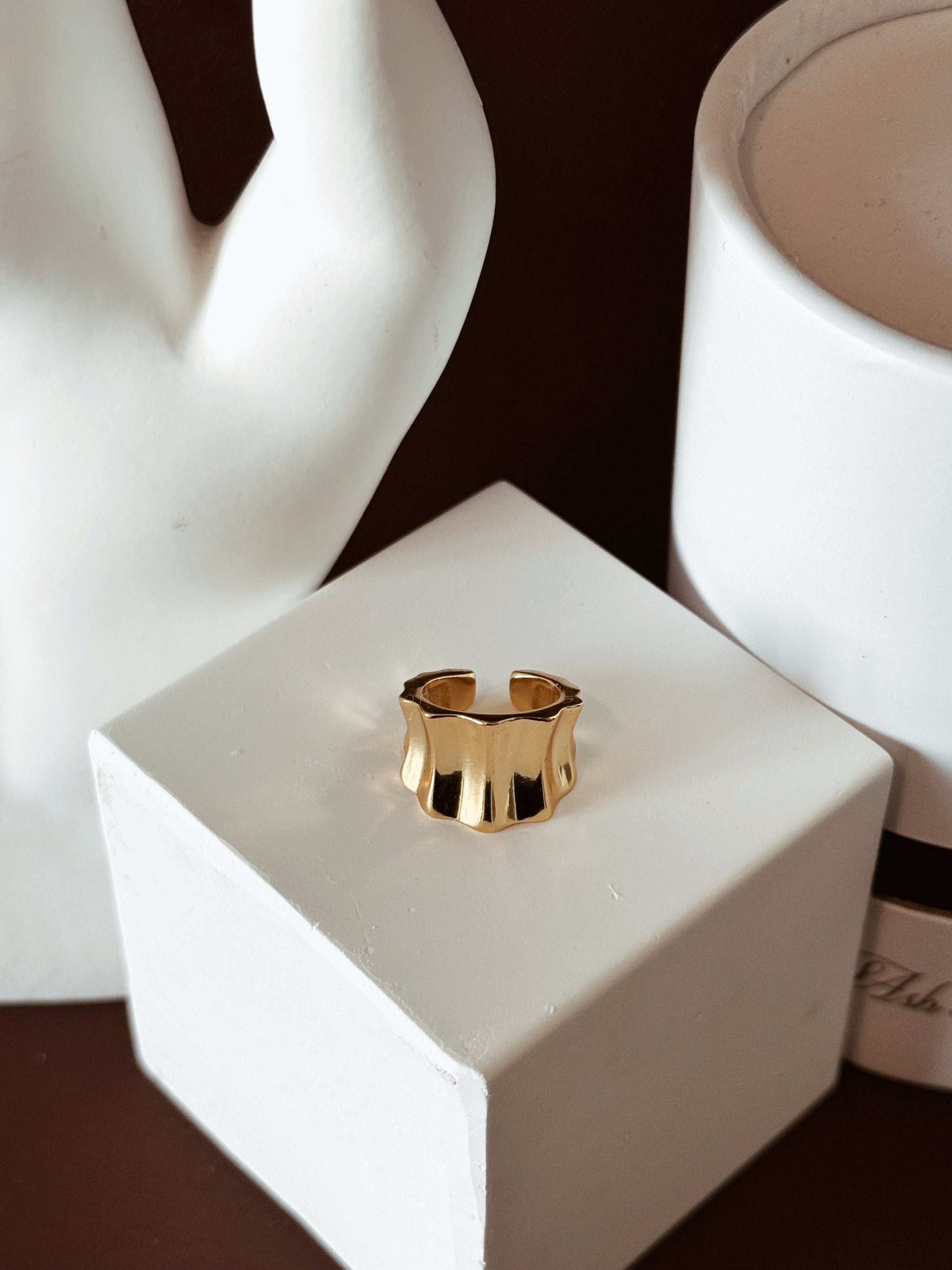 GILLY Wide Band Ear Cuff - ASH MOLLIE STUDIO