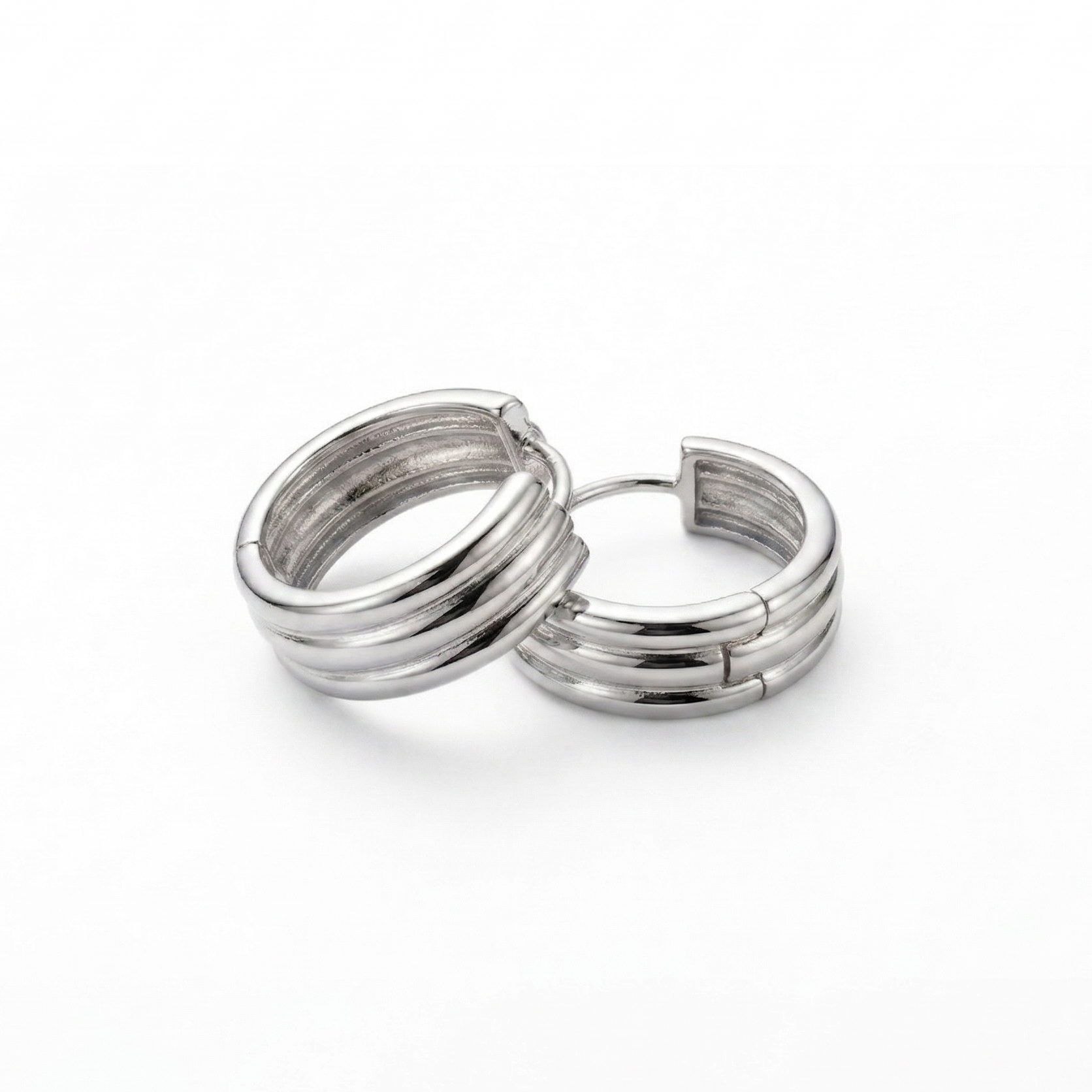 EPONA Small Gold Hoop Earrings – Ribbed Texture Minimalist Hoops | Ash Mollie Studio - ASH MOLLIE STUDIO