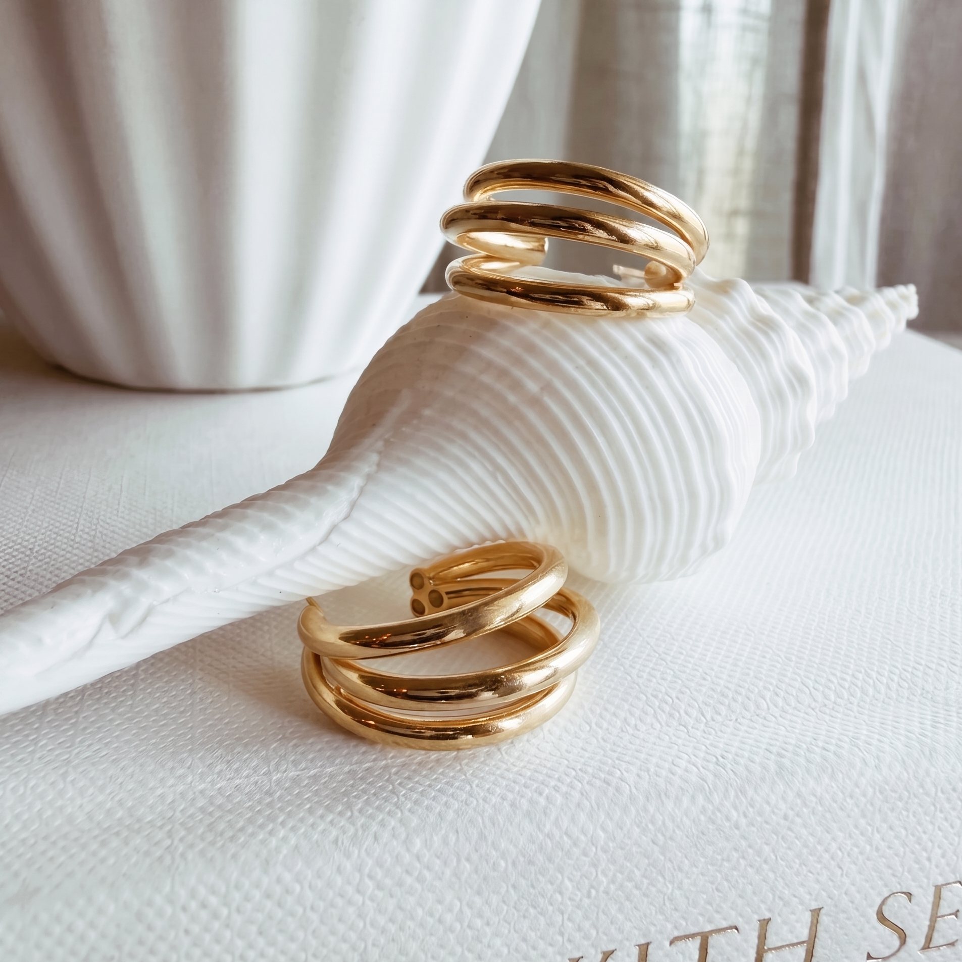 ANCIA Triple Hoop Earrings - ASH MOLLIE STUDIO