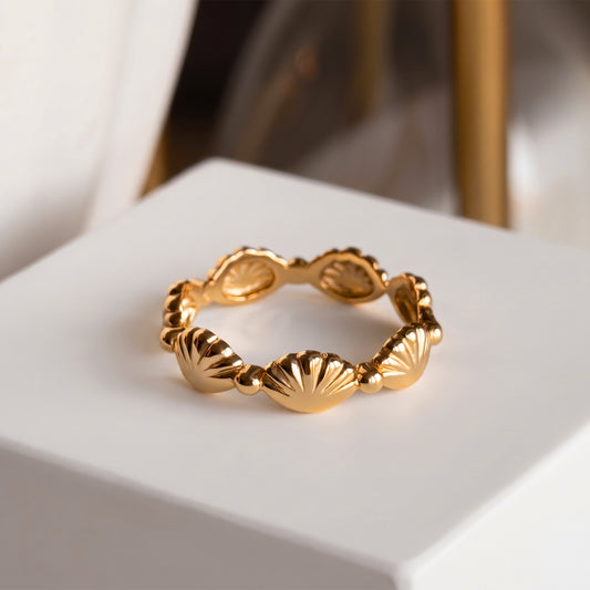 FERA Gold Scallop Shell Ring for Women – Minimalist Ocean Inspired Statement Stacking Ring | Ash Mollie Studio - ASH MOLLIE STUDIO
