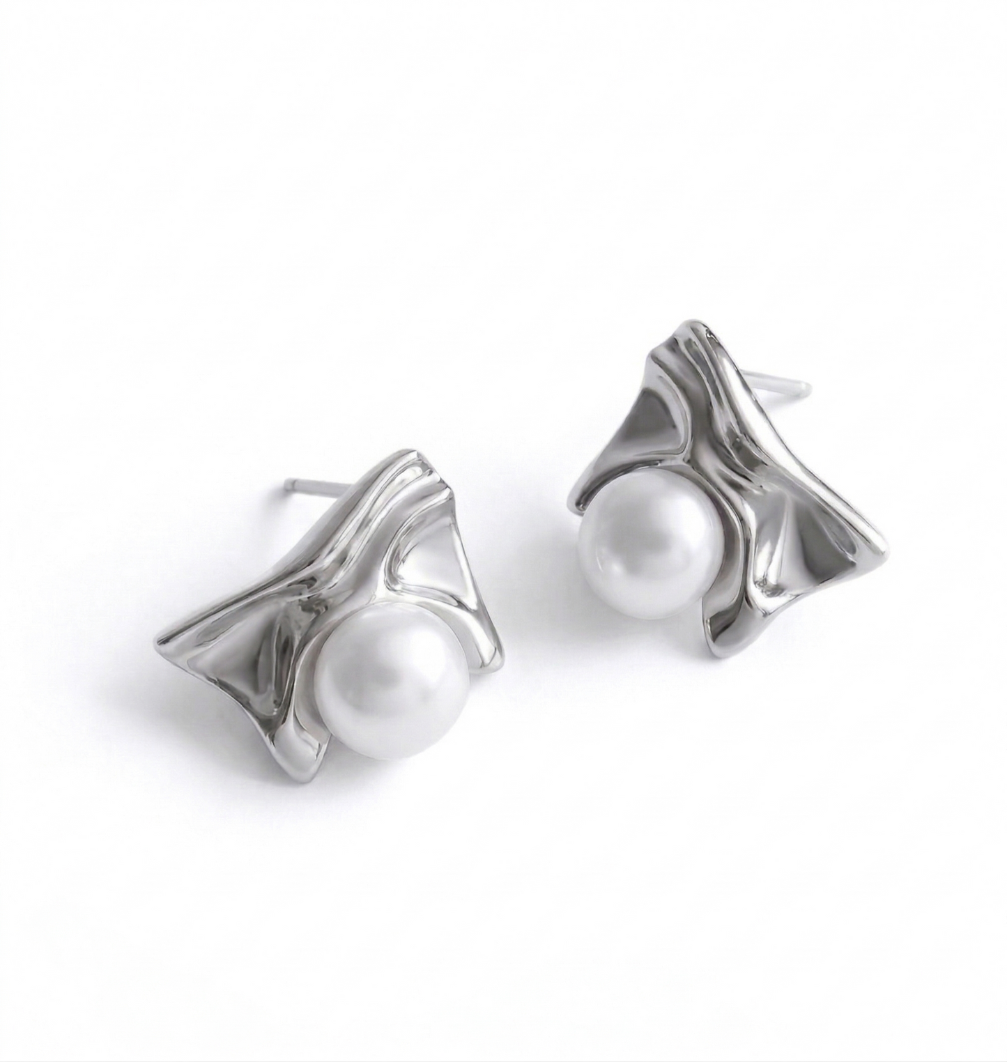 HALEHYA Gold Sculptural Pearl Stud Earrings for Women – Minimalist Statement Designer Earrings | Ash Mollie Studio - ASH MOLLIE STUDIO