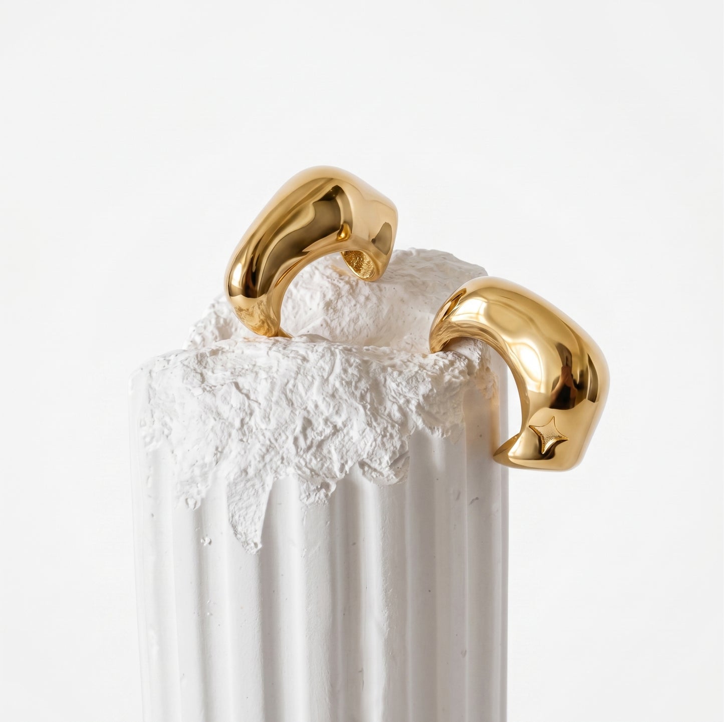 CATELYN Asymmetric Earring - ASH MOLLIE STUDIO