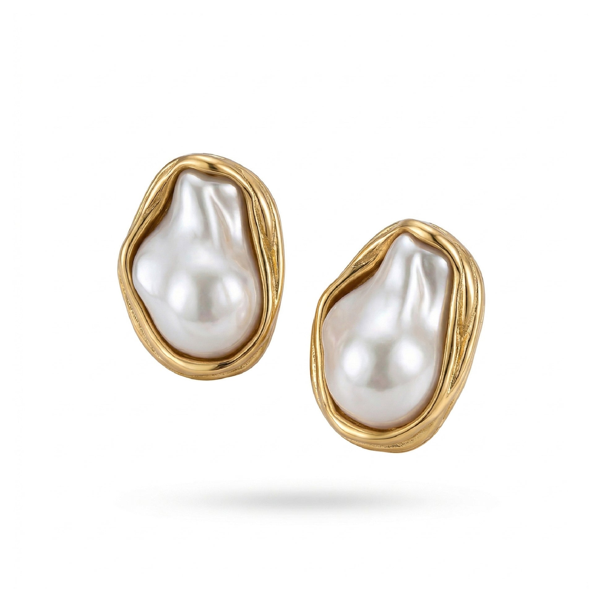 AMELIE Chunky Gold Pearl Stud Earrings for Women – Minimalist Everyday Jewelry | Ash Mollie Studio - ASH MOLLIE STUDIO